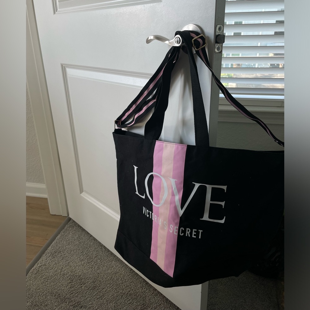 Victoria's Secret Tote Bag | Black and Pink